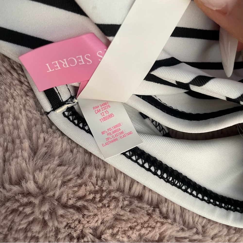 Vs Bikini Set - image 5